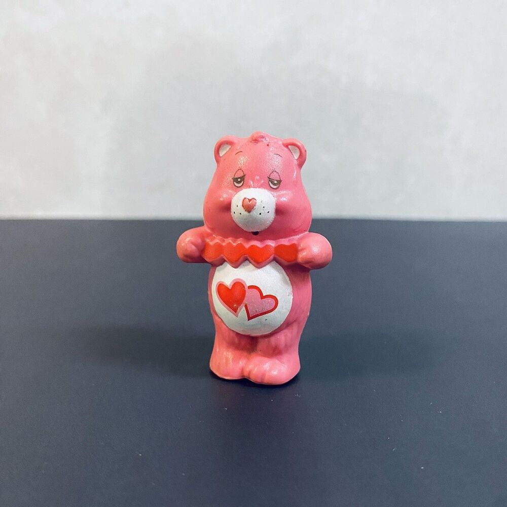 Vintage 1984 Kenner Care Bears Love A Lot Bear Mini Pvc Figure Holding Hearts